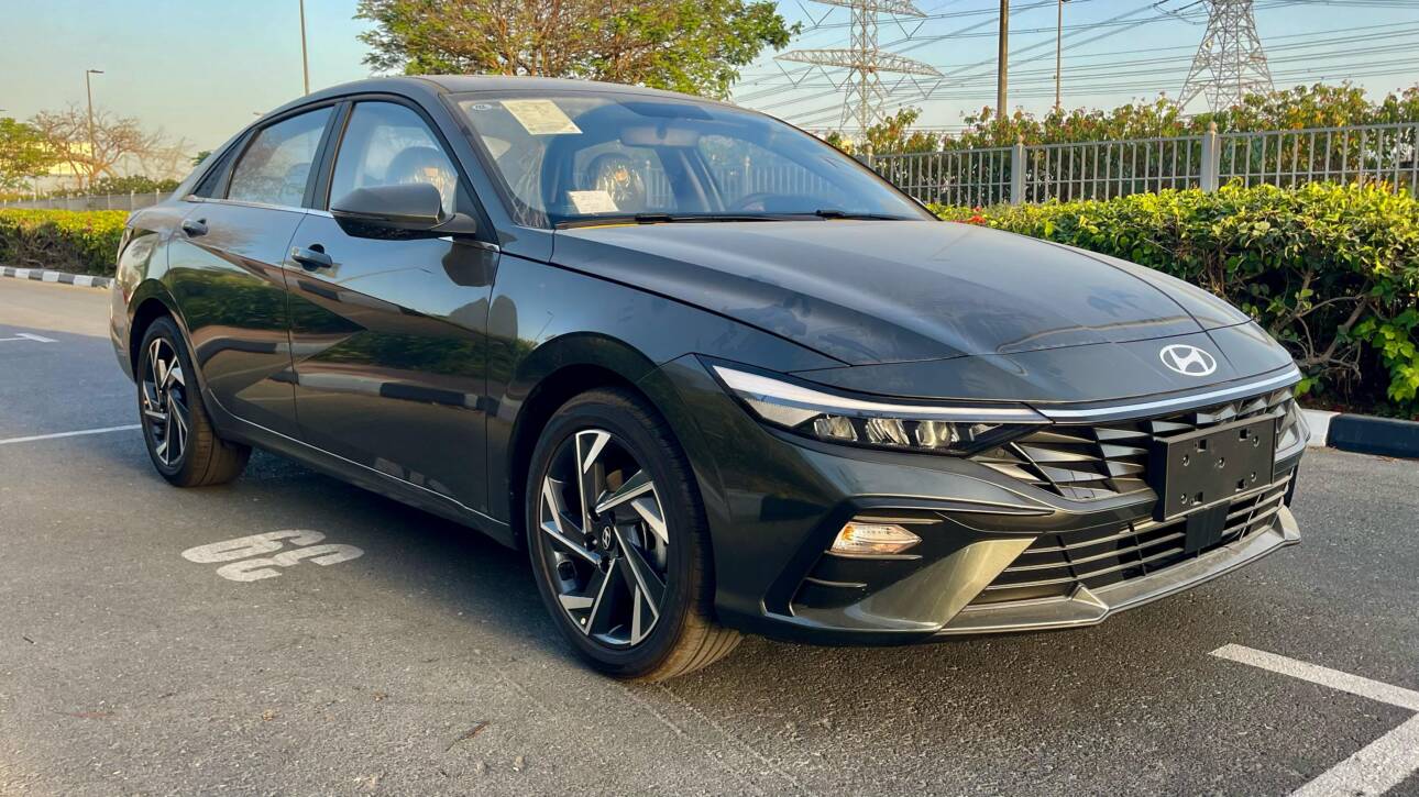 Hyundai Elantra 2025