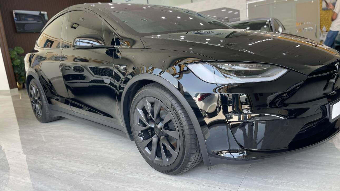 Tesla Model X 2023